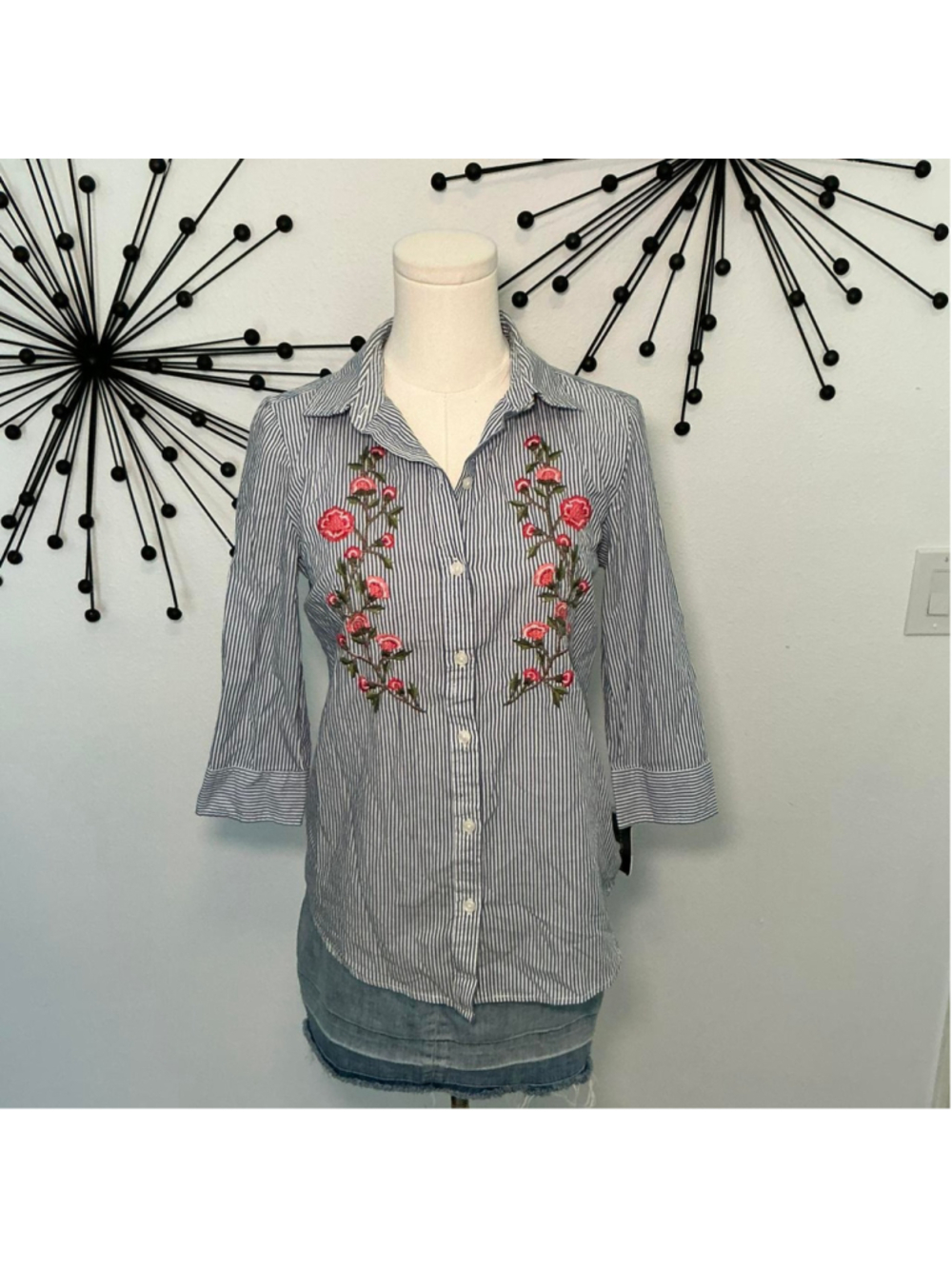 Karen Scott Petite Blue White Striped Floral Embroidered Button Up Shirt PET